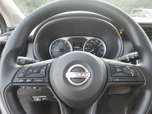 new 2025 Nissan Kicks Play car, priced at $23,203