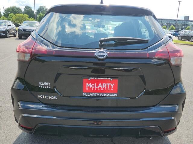 new 2025 Nissan Kicks Play car, priced at $23,850