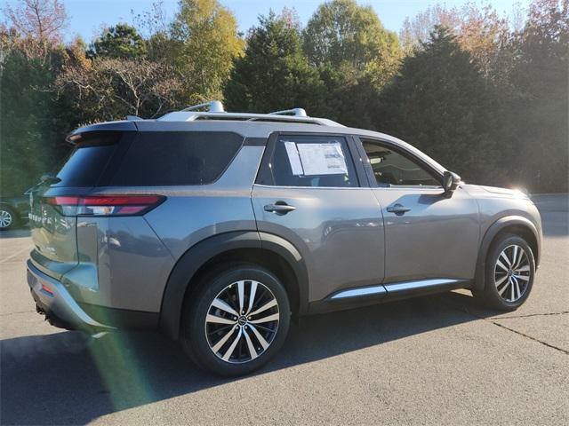 new 2025 Nissan Pathfinder car, priced at $52,155