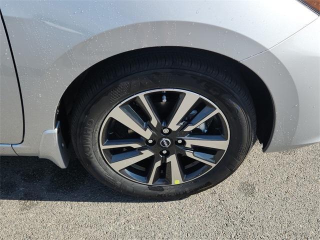 new 2025 Nissan Versa car, priced at $19,739