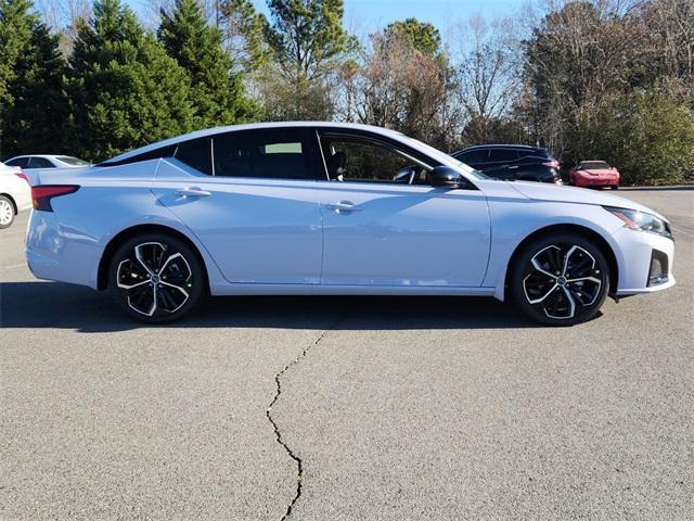 new 2025 Nissan Altima car, priced at $28,800