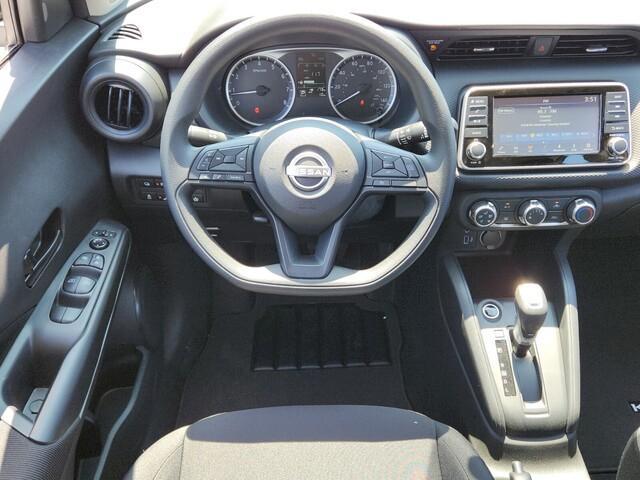new 2025 Nissan Kicks Play car, priced at $23,760