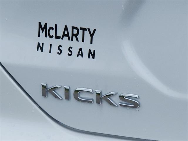 new 2025 Nissan Kicks Play car, priced at $23,850