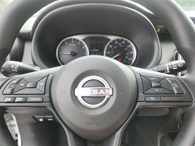 new 2025 Nissan Kicks Play car, priced at $23,850