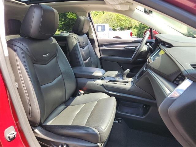 used 2017 Cadillac XT5 car, priced at $18,000