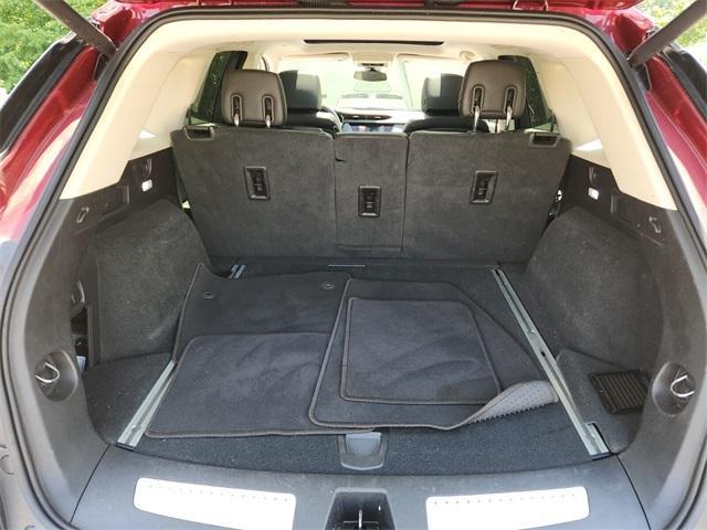 used 2017 Cadillac XT5 car, priced at $18,000