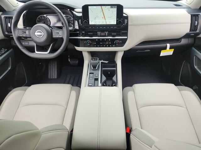 new 2025 Nissan Pathfinder car, priced at $44,677