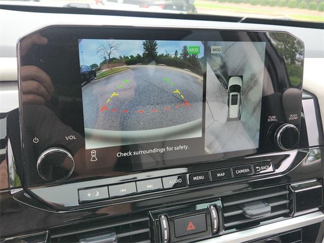 new 2025 Nissan Pathfinder car, priced at $44,677