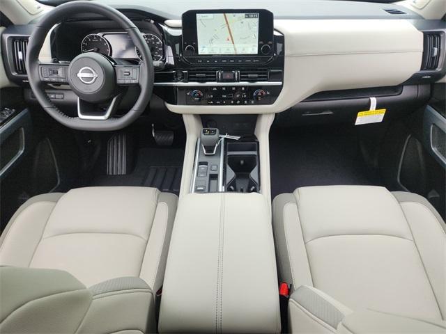 new 2025 Nissan Pathfinder car, priced at $44,677