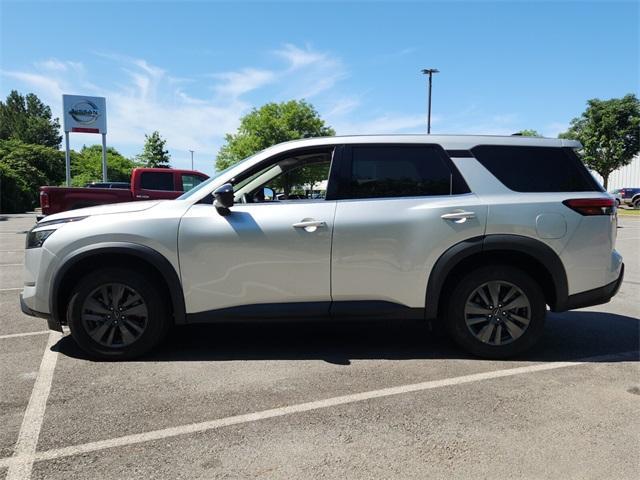 used 2023 Nissan Pathfinder car, priced at $27,000
