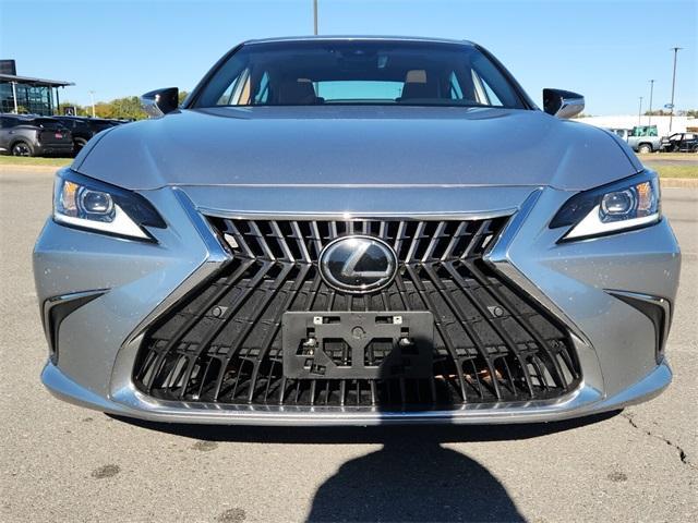 used 2022 Lexus ES 350 car, priced at $32,000