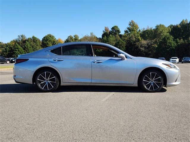 used 2022 Lexus ES 350 car, priced at $32,000