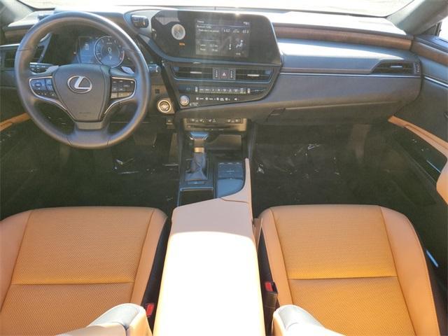 used 2022 Lexus ES 350 car, priced at $32,000