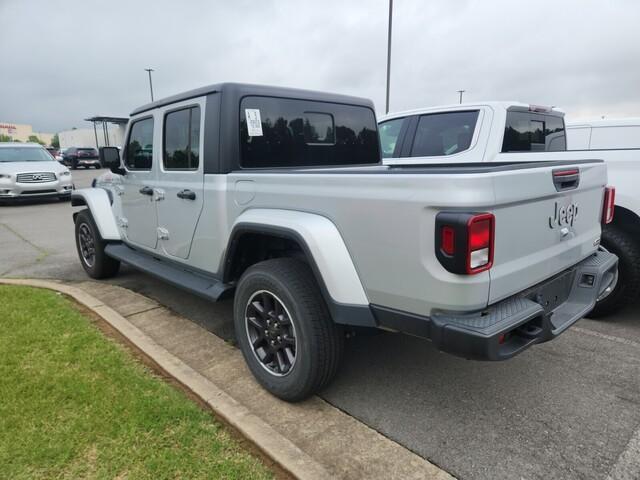 used 2023 Jeep Gladiator car, priced at $35,910