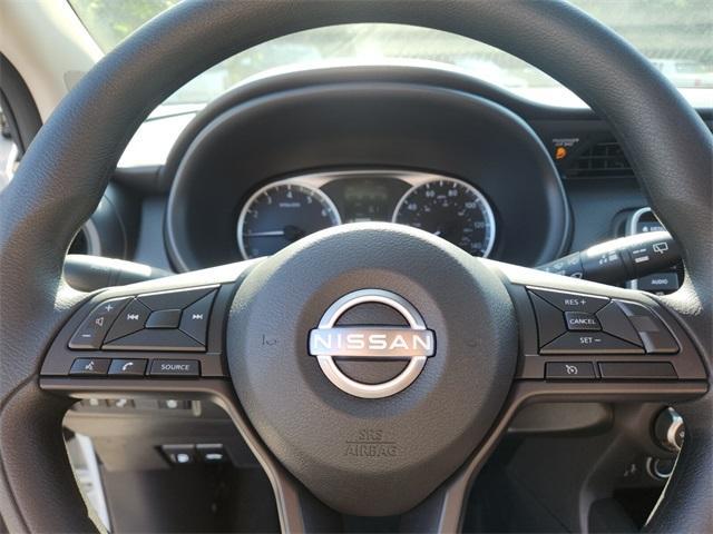 new 2025 Nissan Kicks Play car, priced at $23,850