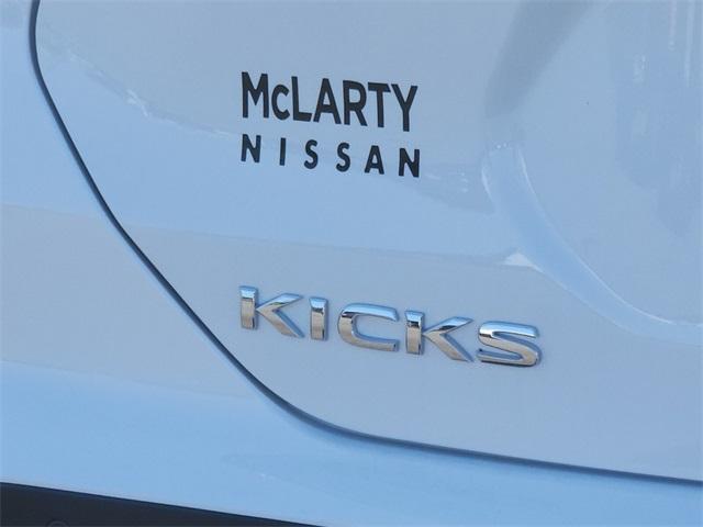 new 2025 Nissan Kicks Play car, priced at $23,850