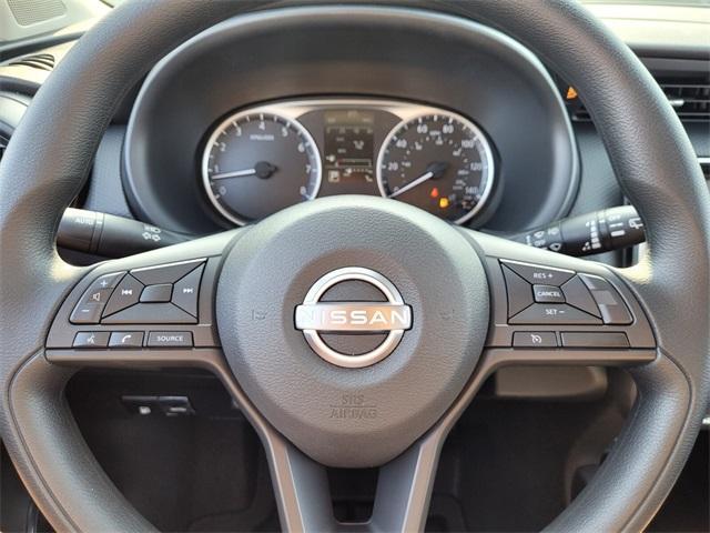 new 2025 Nissan Kicks Play car, priced at $23,850