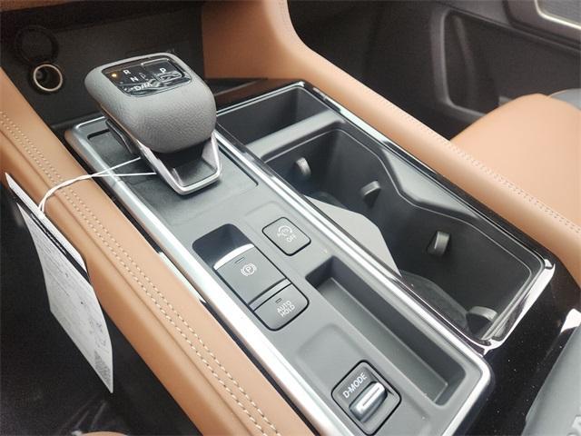 new 2025 Nissan Pathfinder car, priced at $41,521