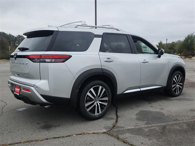 new 2025 Nissan Pathfinder car, priced at $41,521
