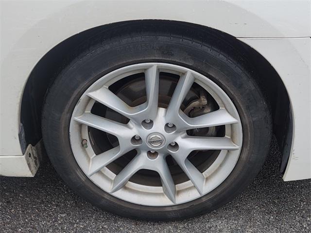 used 2010 Nissan Maxima car