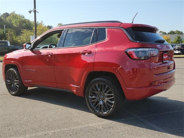 used 2022 Jeep Compass car, priced at $25,000