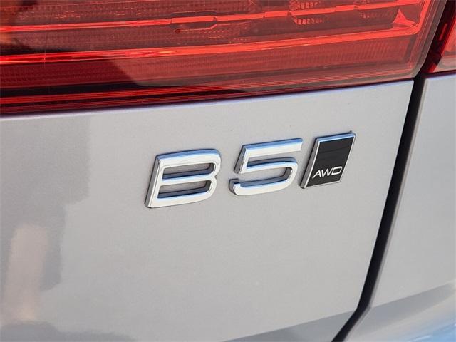 used 2023 Volvo XC60 car, priced at $25,000