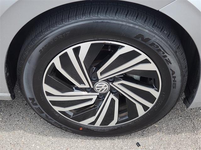 used 2021 Volkswagen Jetta car, priced at $12,500
