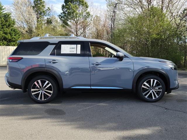 new 2025 Nissan Pathfinder car, priced at $49,376