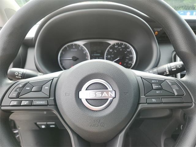 new 2025 Nissan Kicks Play car, priced at $23,850