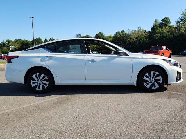 new 2025 Nissan Altima car, priced at $26,250