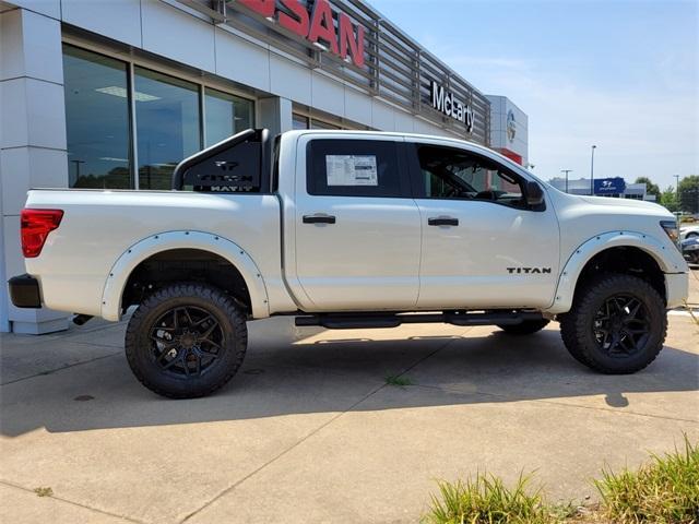 new 2024 Nissan Titan car, priced at $55,592