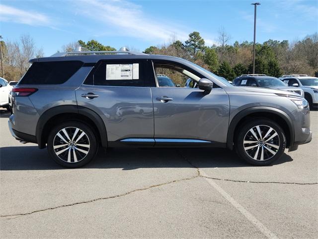 new 2025 Nissan Pathfinder car, priced at $50,705