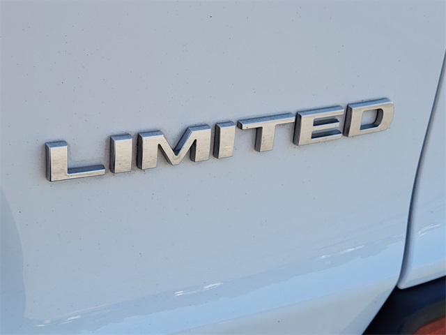 used 2019 Jeep Cherokee car, priced at $20,000