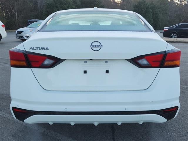 new 2025 Nissan Altima car, priced at $26,005