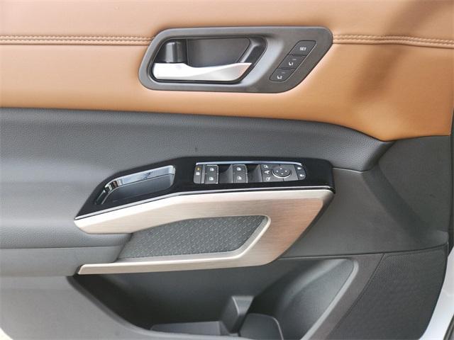 new 2025 Nissan Pathfinder car, priced at $50,409