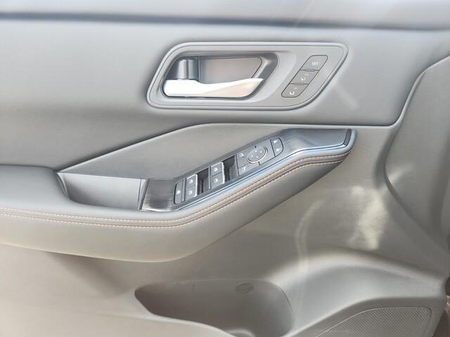 new 2026 Nissan Rogue car, priced at $426,912