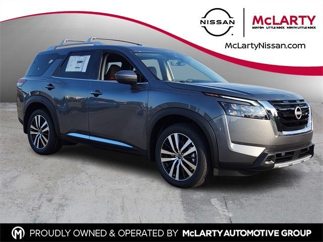 new 2025 Nissan Pathfinder car, priced at $46,651