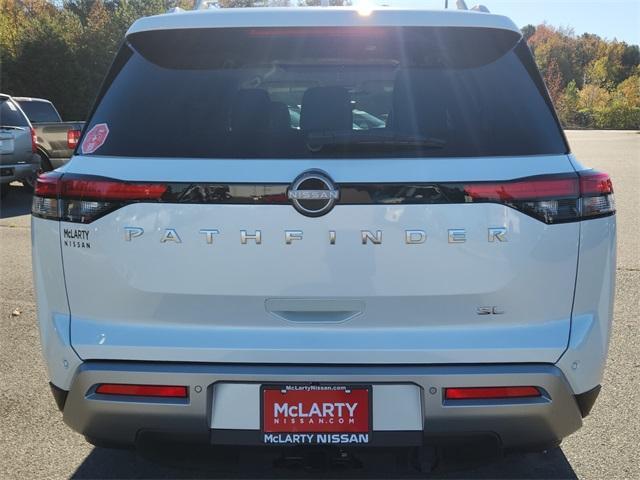 new 2025 Nissan Pathfinder car, priced at $44,558