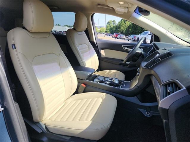 used 2019 Ford Edge car, priced at $18,000
