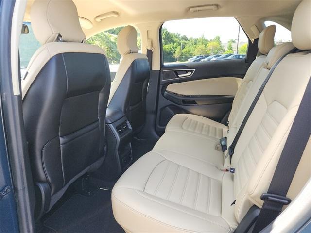 used 2019 Ford Edge car, priced at $18,000