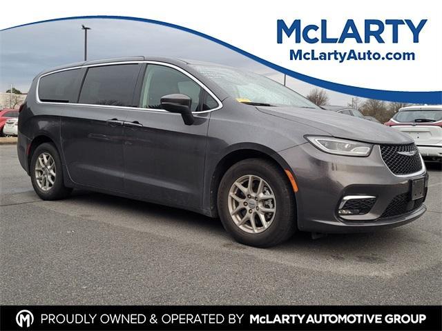 used 2023 Chrysler Pacifica car, priced at $24,261