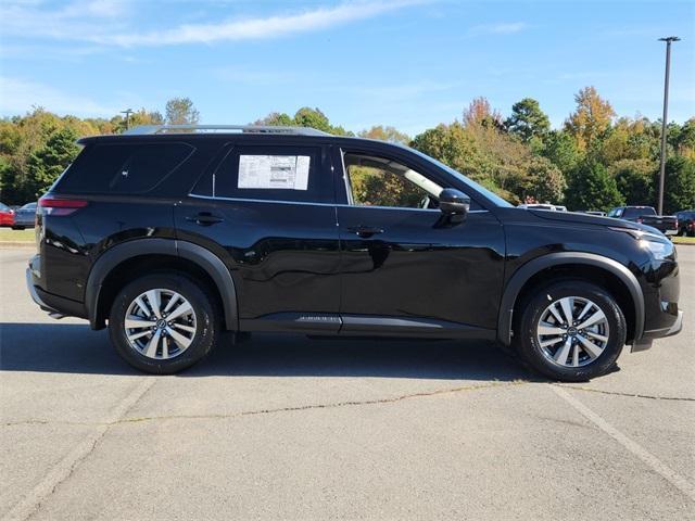 new 2025 Nissan Pathfinder car, priced at $37,104