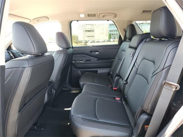 new 2025 Nissan Pathfinder car, priced at $37,104