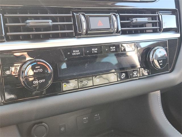 new 2025 Nissan Pathfinder car, priced at $37,104