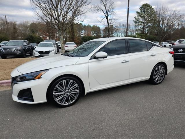 used 2024 Nissan Altima car, priced at $25,861