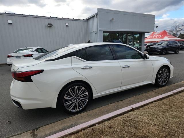 used 2024 Nissan Altima car, priced at $25,861