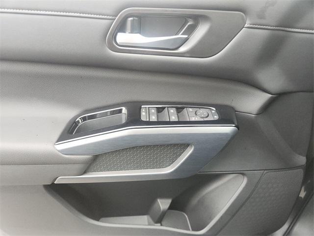 new 2025 Nissan Pathfinder car, priced at $37,329