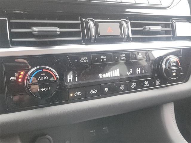 new 2025 Nissan Pathfinder car, priced at $37,329