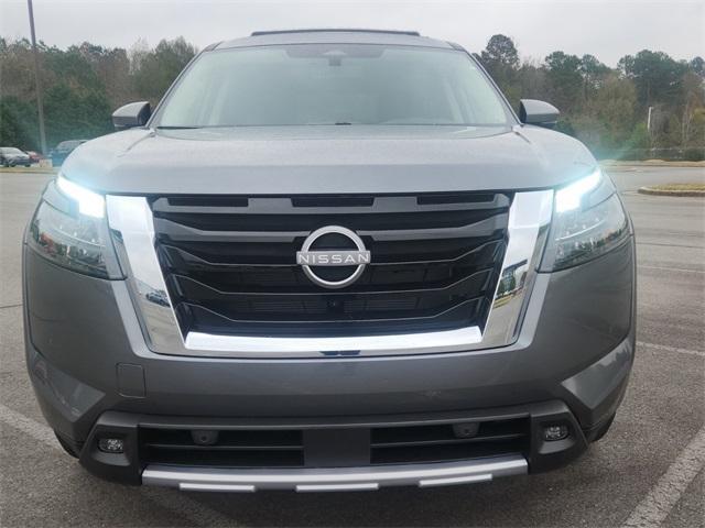 new 2025 Nissan Pathfinder car, priced at $37,329