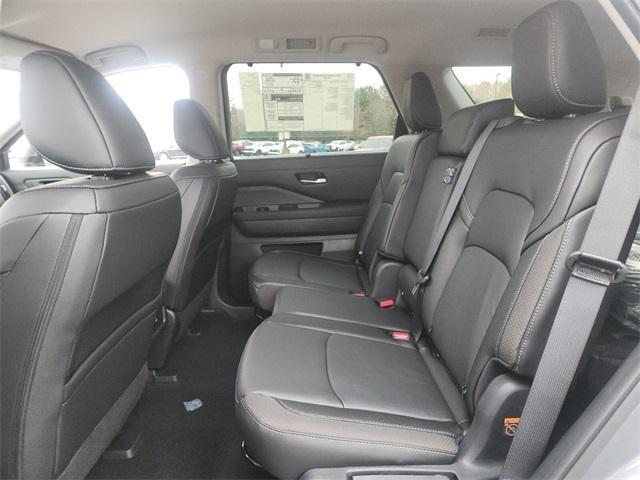 new 2025 Nissan Pathfinder car, priced at $37,329